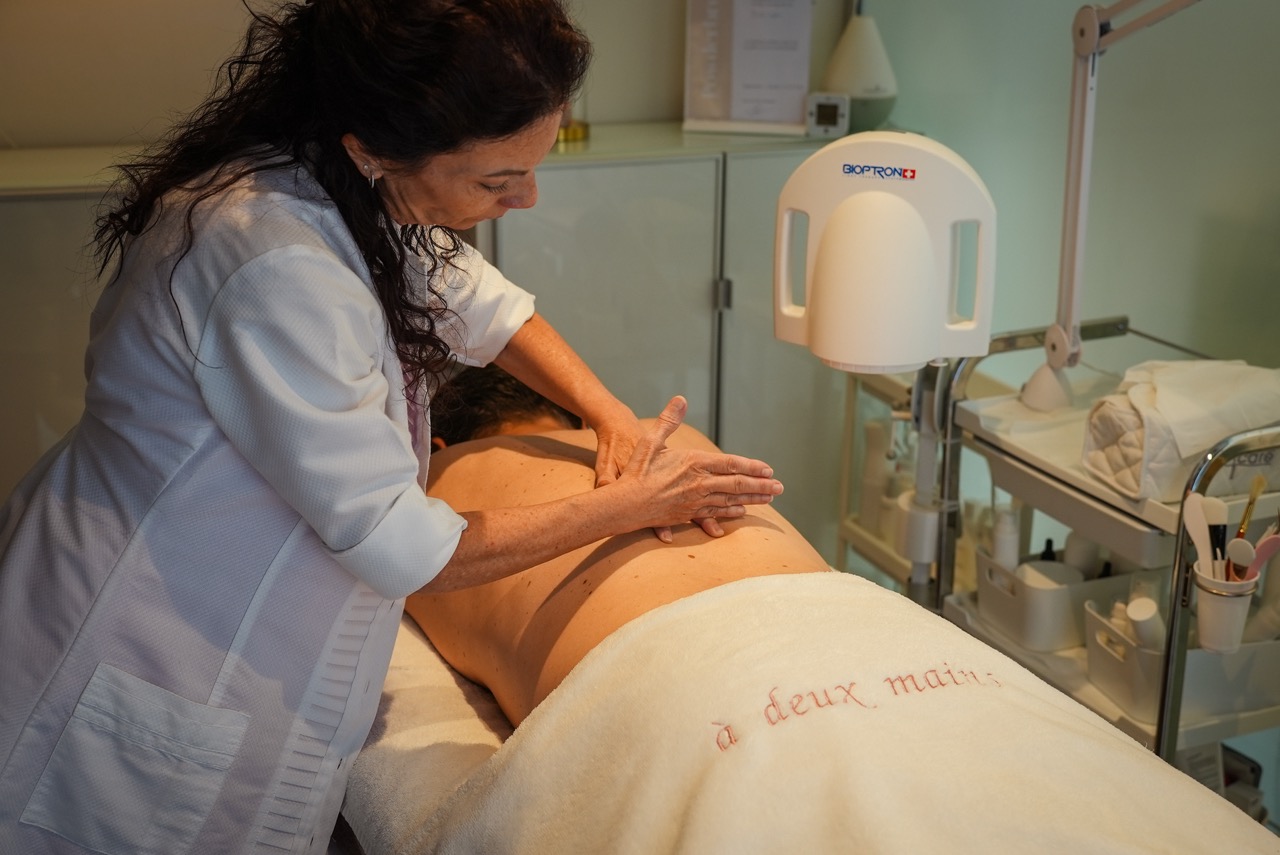 à deux mains massage